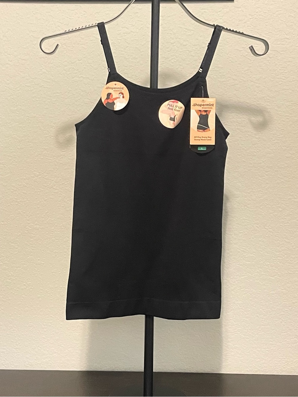 NWT Shapermint Essentials All Day Every Day Scoop Neck Cami Black Shapewear Lg
